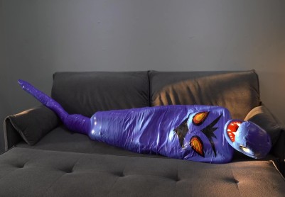 【闪闪工作室】胶带木乃伊化阿帕蛇捕捉全过程